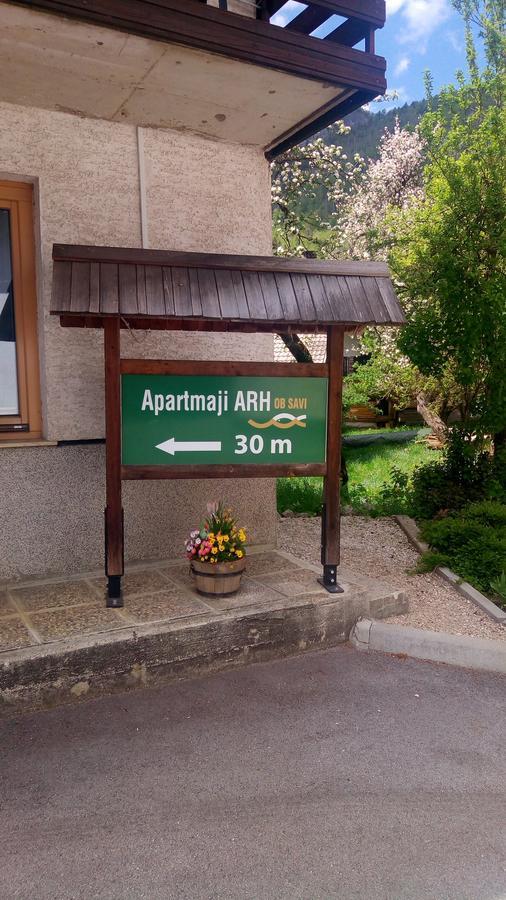 Apartments Arh ボーヒニ エクステリア 写真